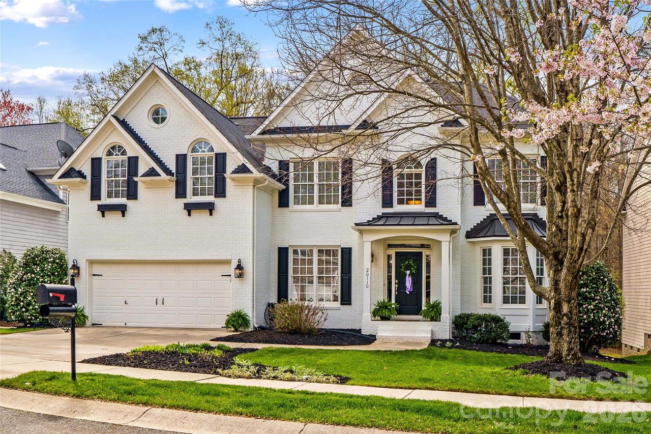 20110 Coachmans Wood Ln., Cornelius, NC 28031