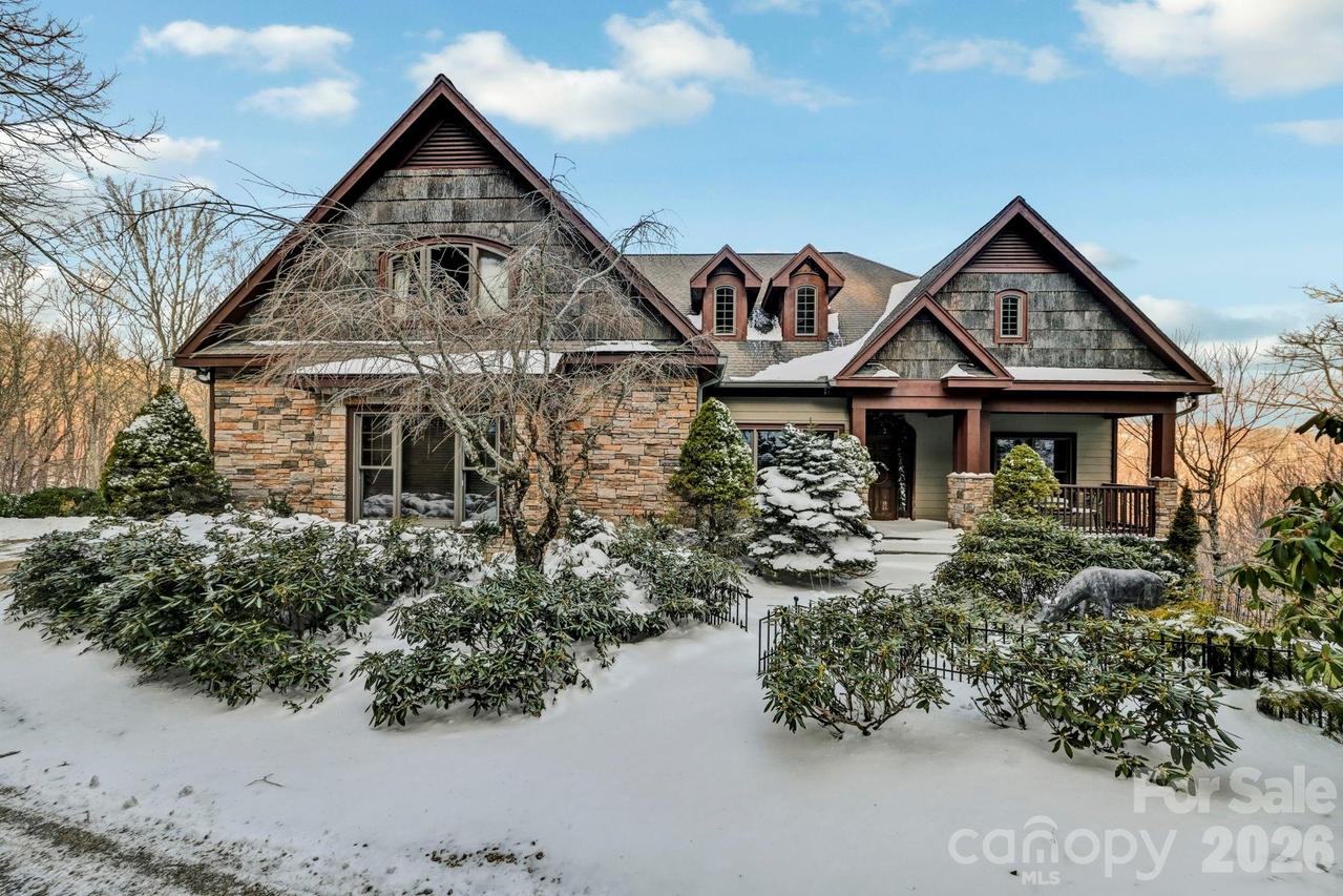 1226 Grouse Moor Dr., Sugar Mountain, NC 28604