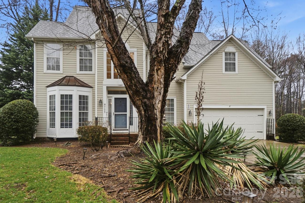 8725 Londonshire Dr., Charlotte, NC 28216