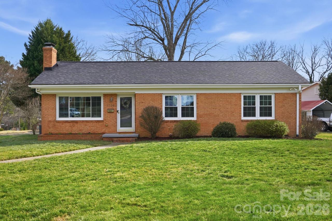 1036 Westchester Blvd., Charlotte, NC 28205