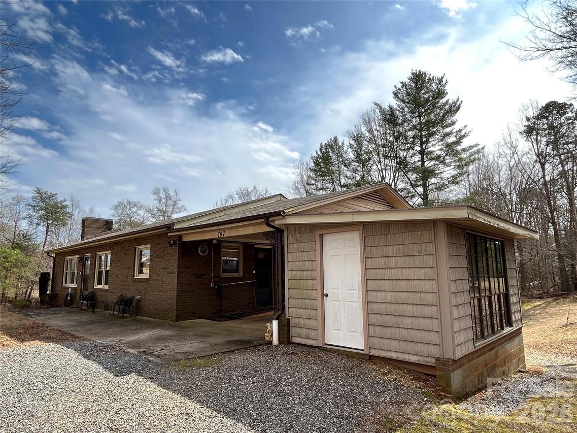 757 Carrigan Rd., Taylorsville, NC 28681