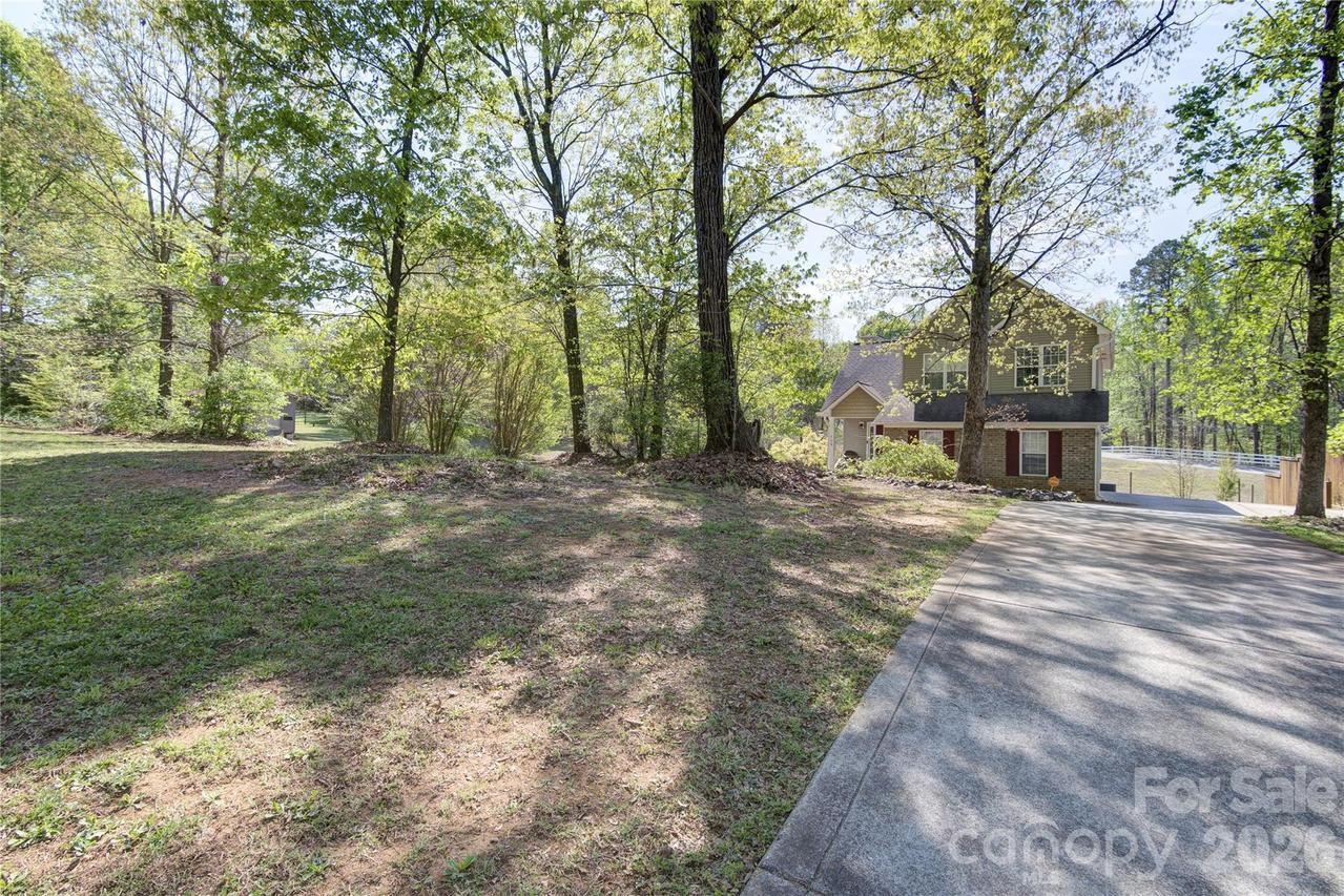 115 Park Vista Dr., Troutman, NC 28166