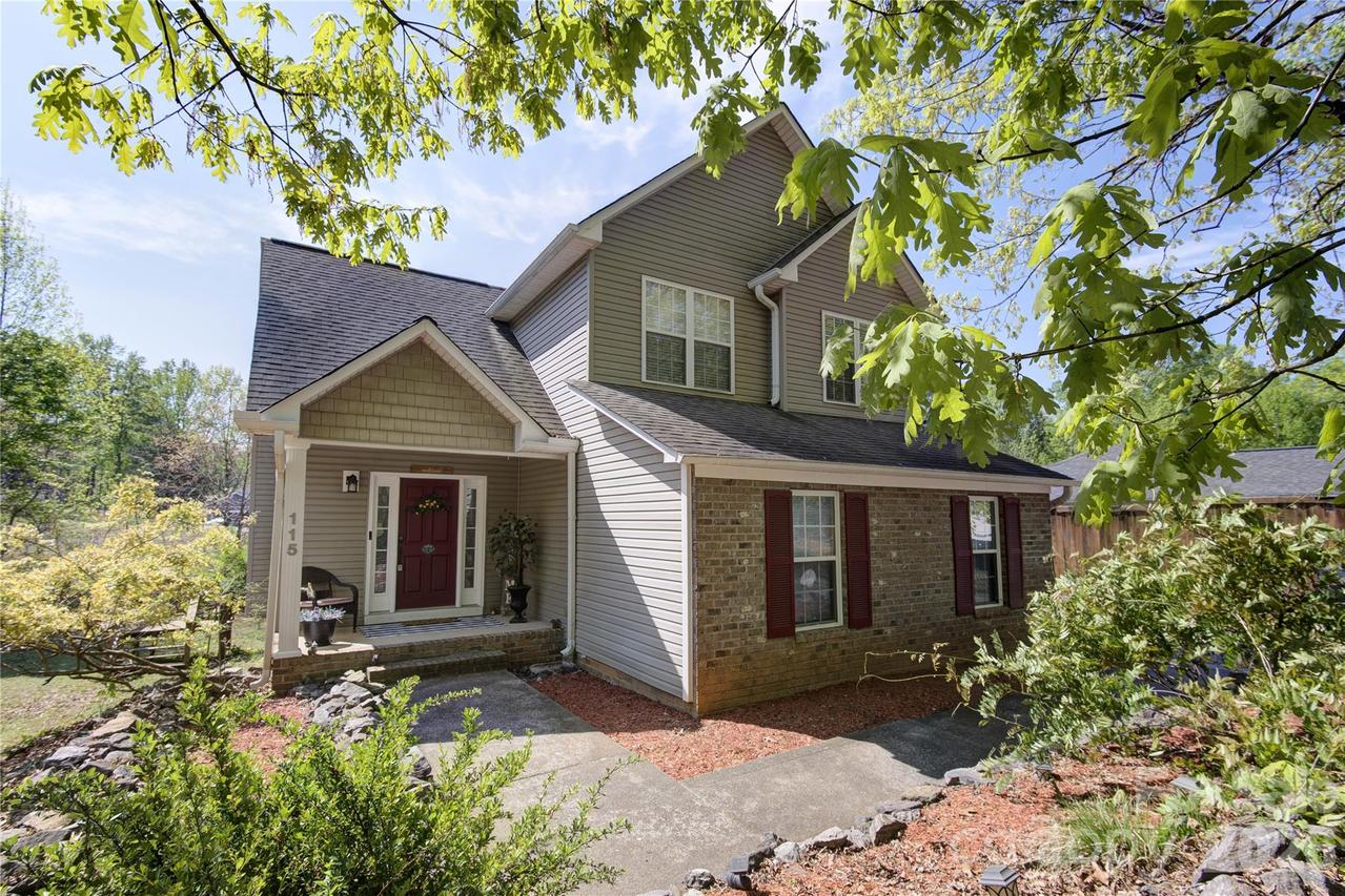 115 Park Vista Dr., Troutman, NC 28166