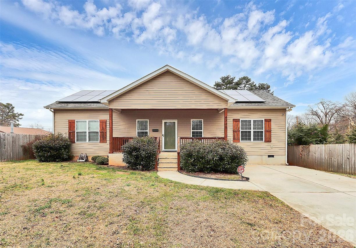 4320 Faraday St., Charlotte, NC 28208