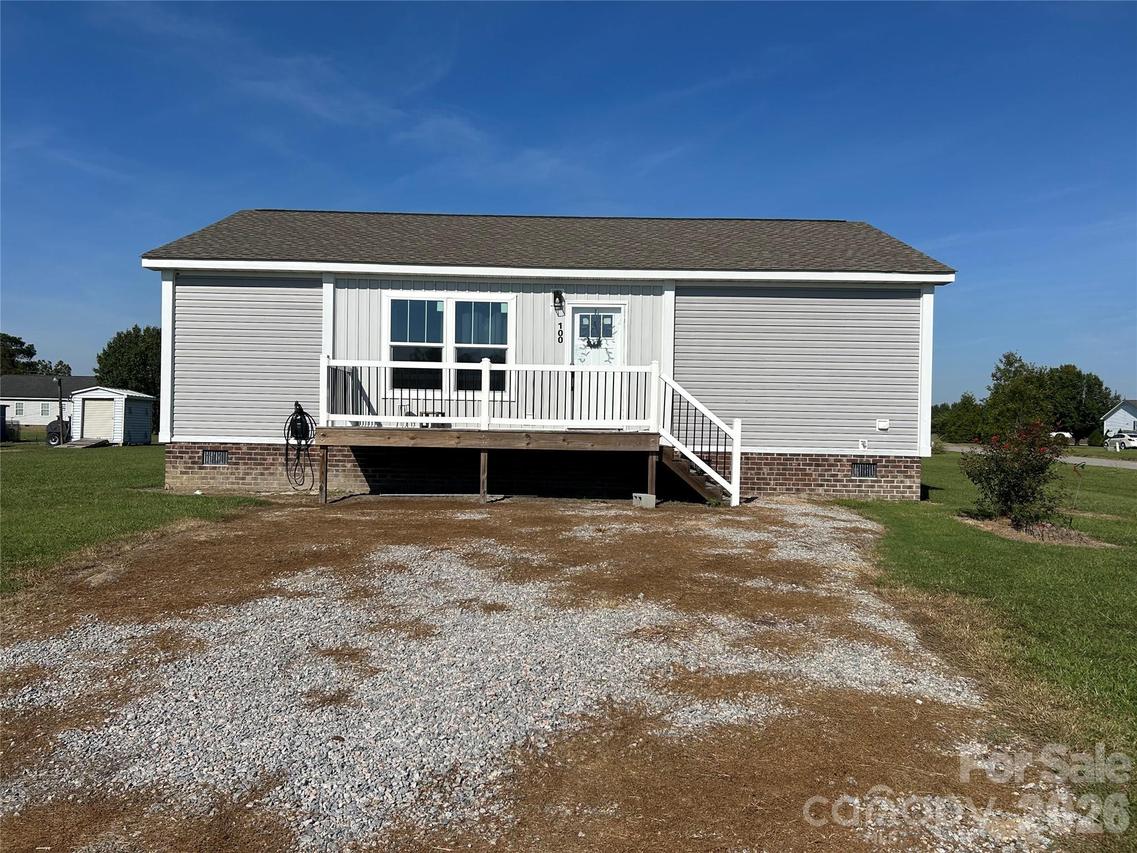 100 Amber Ct., Whitakers, NC 27891