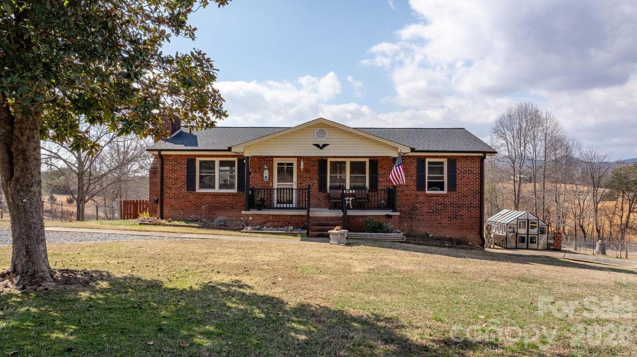 511 Crutchfield Rd., Union Mills, NC 28167