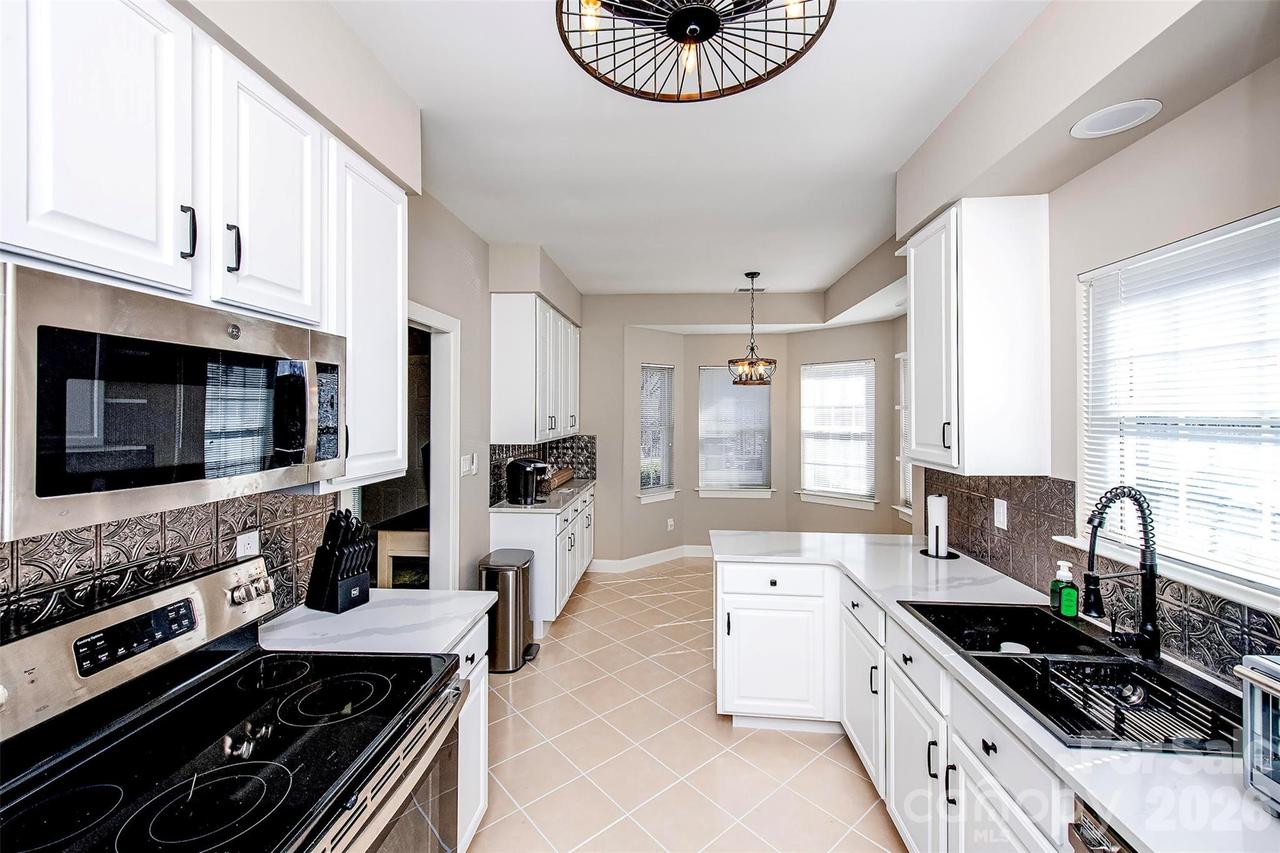 5919 Fitzwilliams Ln., Charlotte, NC 28270