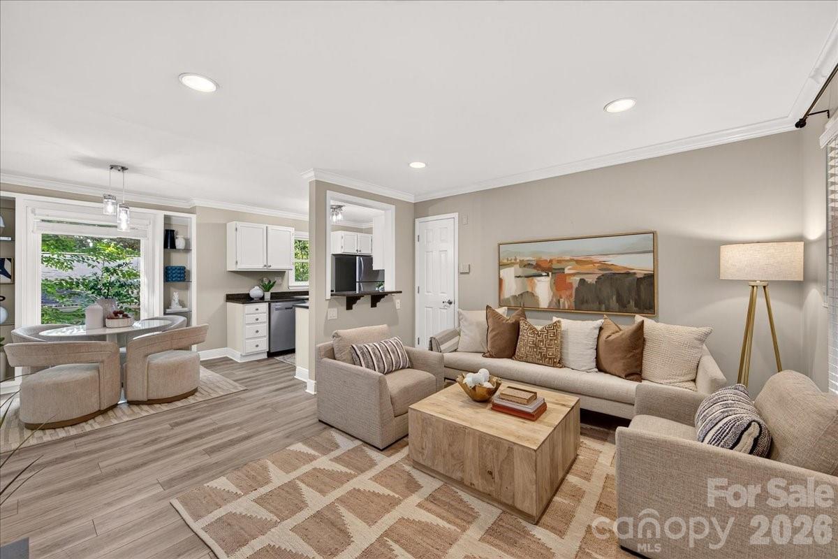 430 Queens Rd. #221, Charlotte, NC 28207