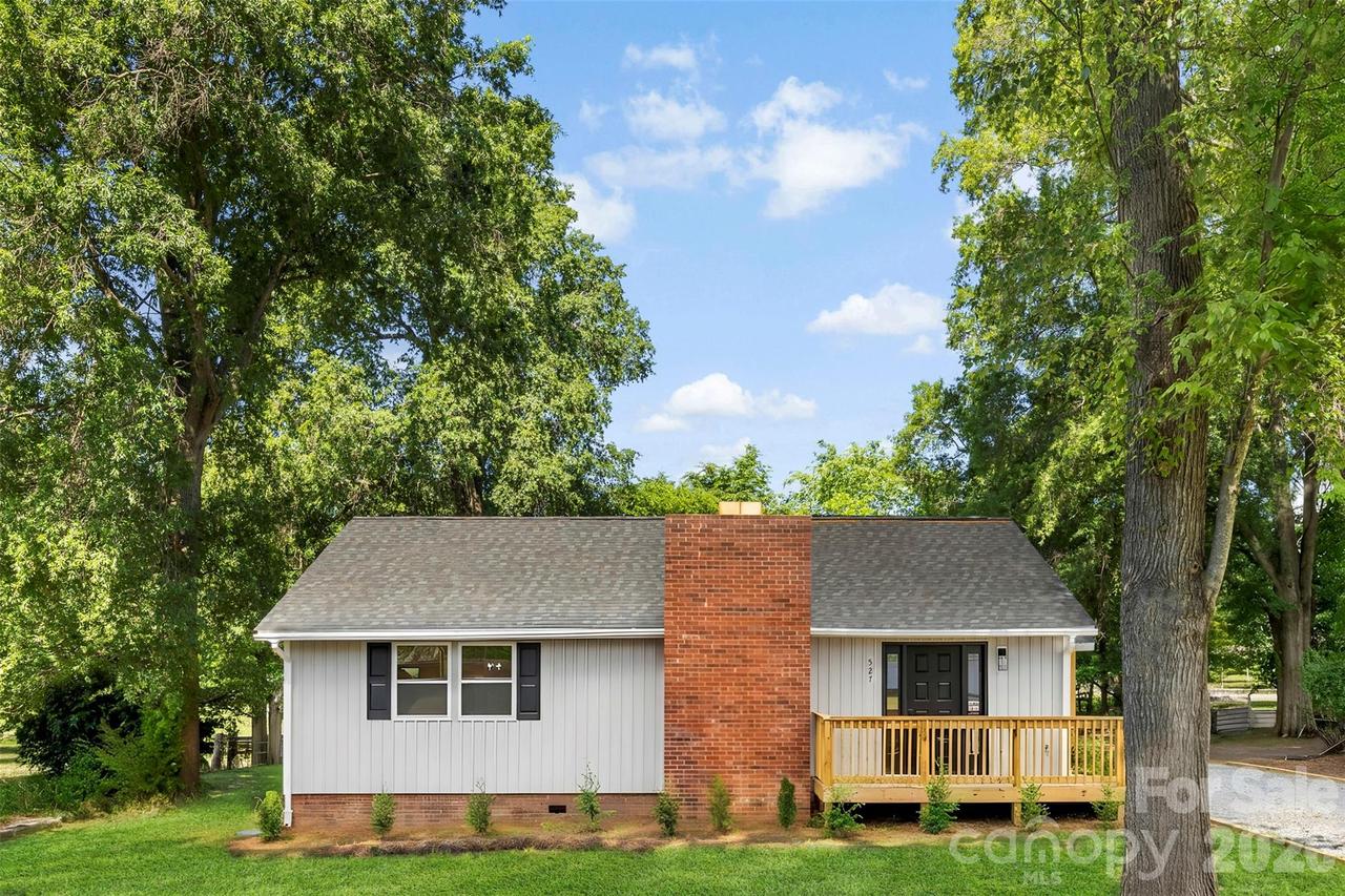 527 Bostian Ave., Kannapolis, NC 28083