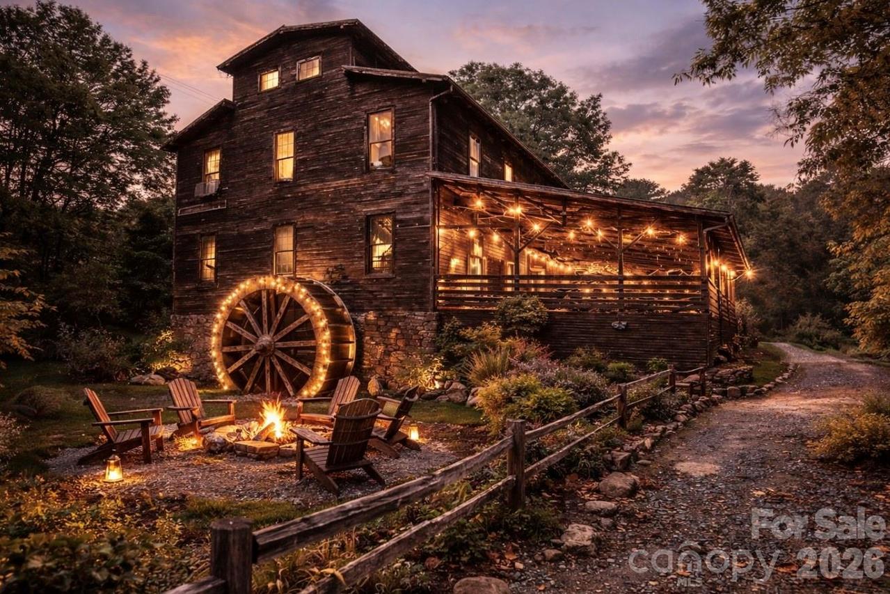 9 & 1 Old Mill Ln., Weaverville, NC 28787