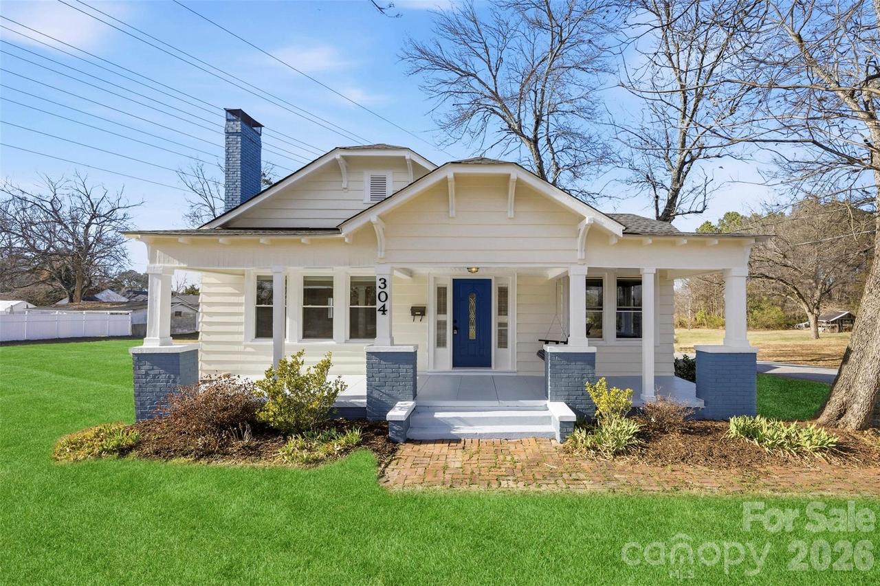 304 Lowrance Ave., Kannapolis, NC 28081
