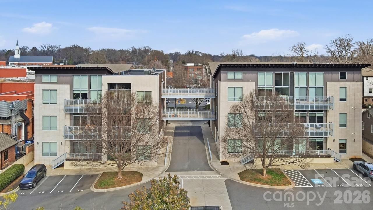 2116 Mcclintock Rd. #221, Charlotte, NC 28205