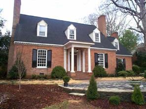 2054 E Queens Rd., Charlotte, NC 28207