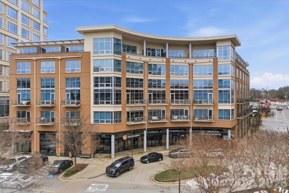 1133 Metropolitan Ave. #208, Charlotte, NC 28204