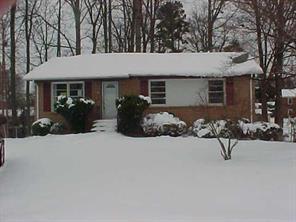 3427 Crenshaw Ct., Charlotte, NC 28216