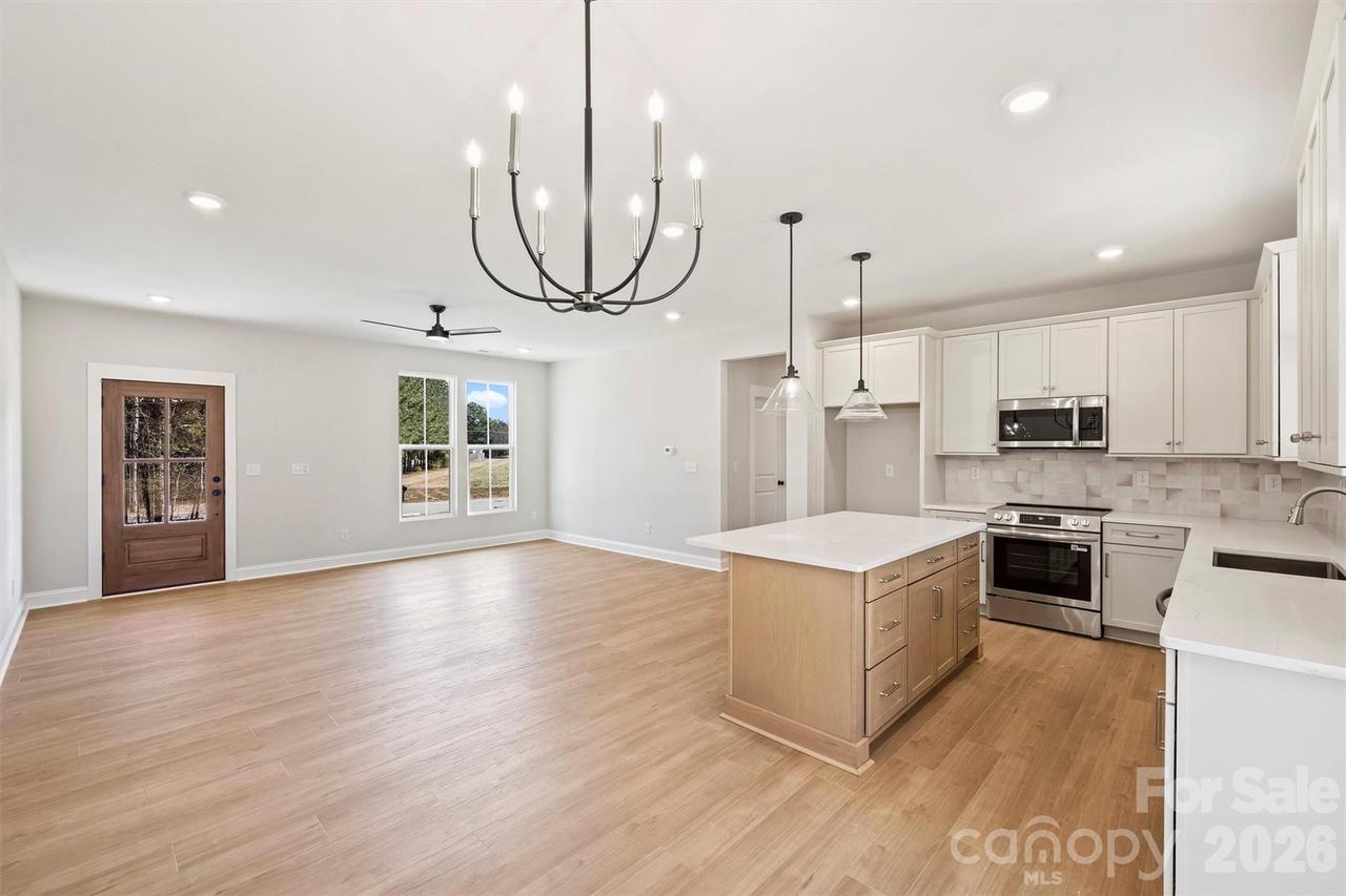 2279 Lee Lawing Rd., Lincolnton, NC 28092
