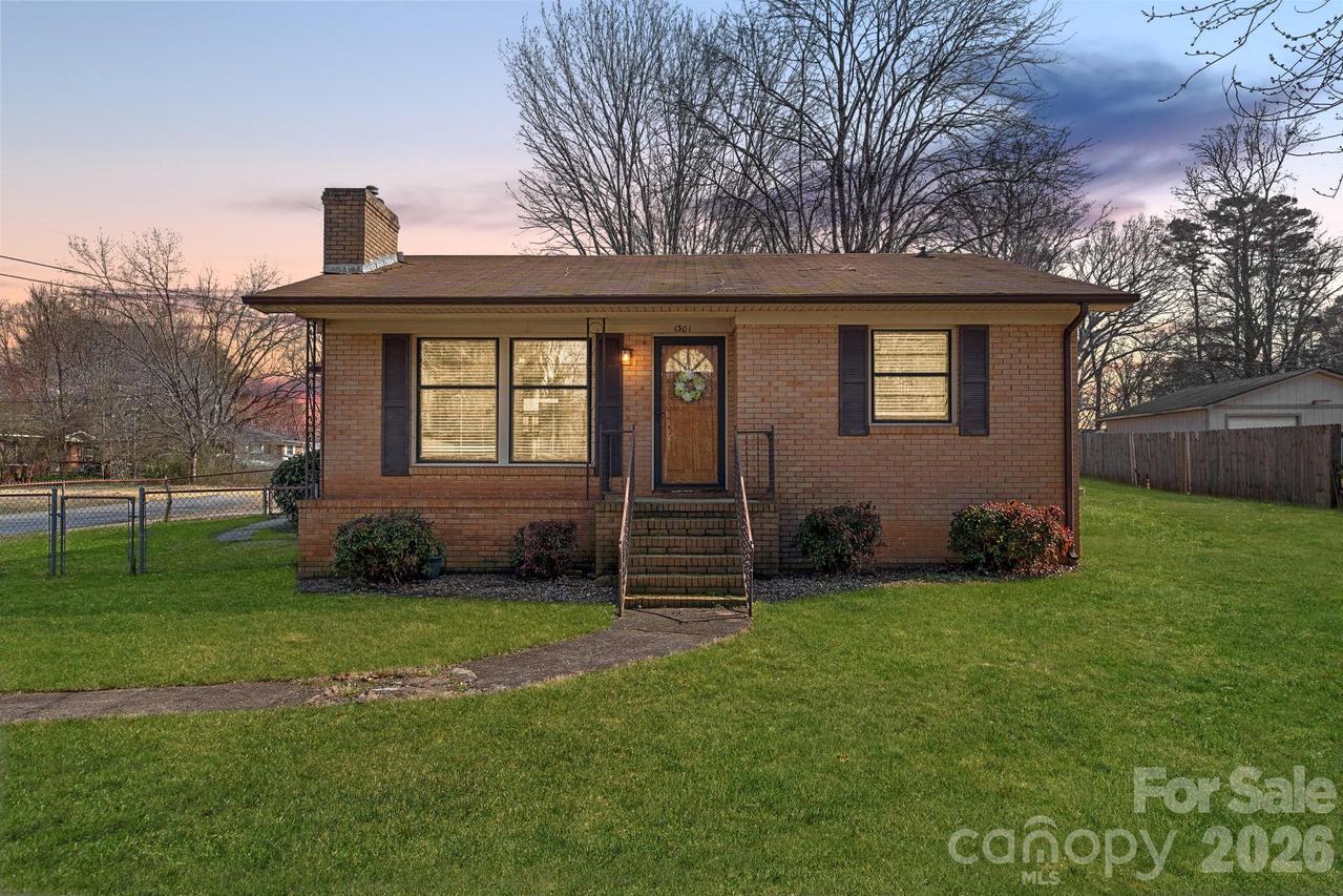 1301 Lane Rd., Mount Holly, NC 28120