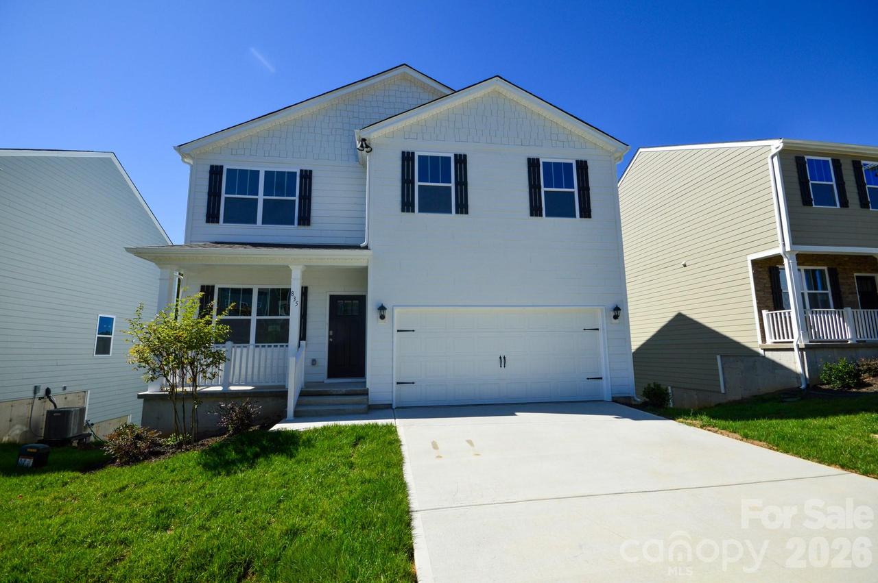 835 Adelston Ln., Asheville, NC 28804