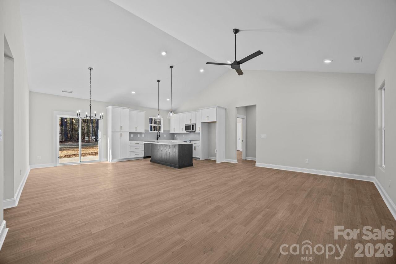 2287 Lee Lawing Rd., Lincolnton, NC 28092