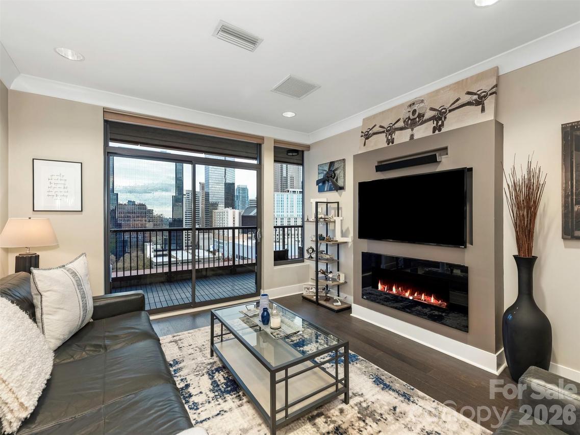 222 S Caldwell St. #1706, Charlotte, NC 28202