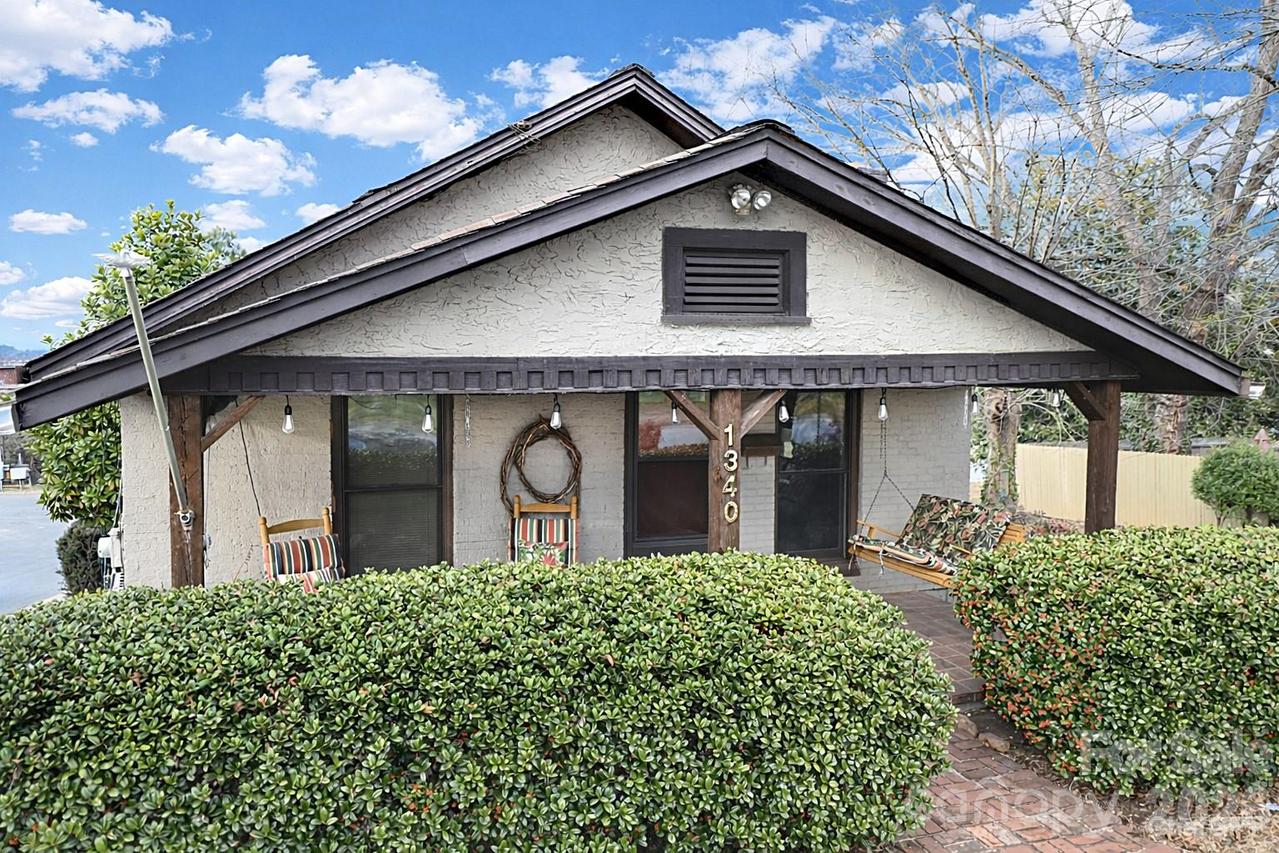 1340 1st Avenue Pl., Hickory, NC 28601