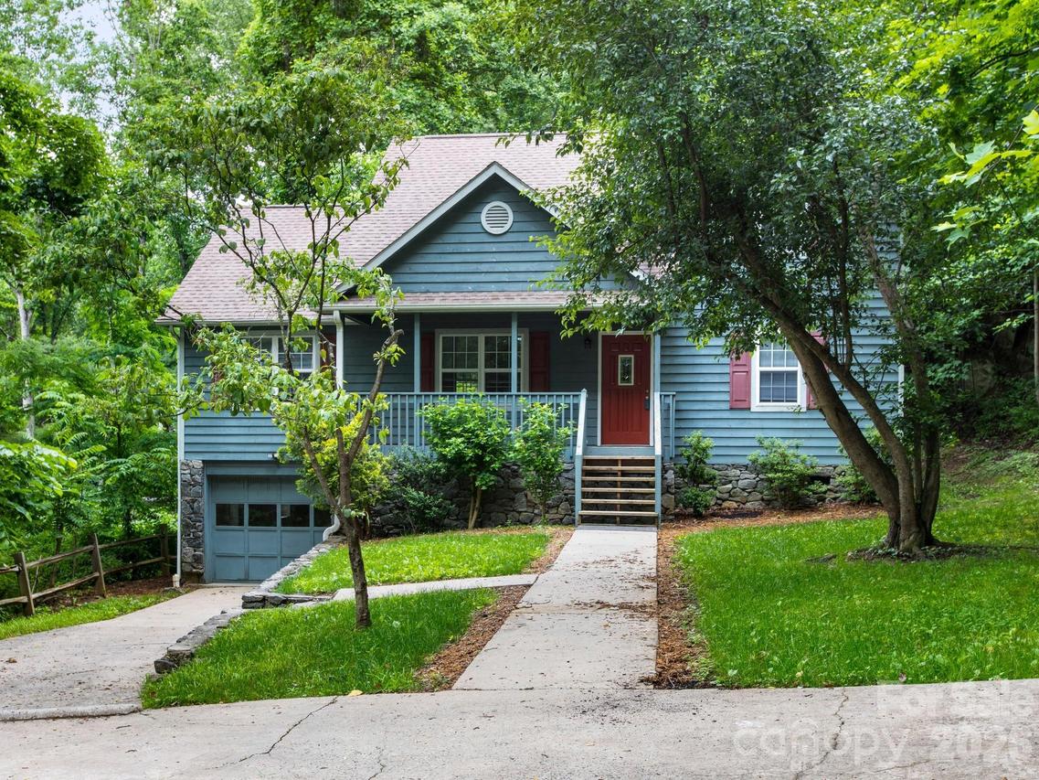 44 Leisure Mountain Rd., Asheville, NC 28804