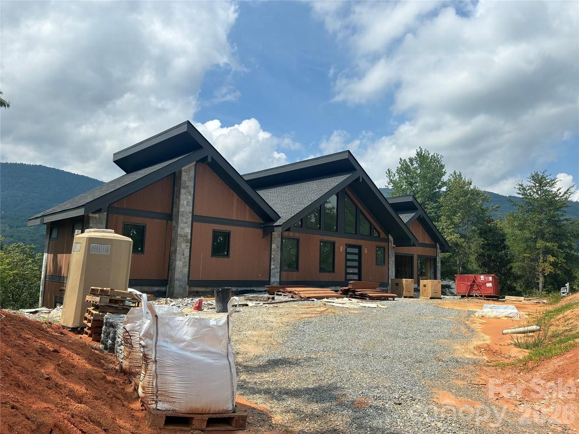 788 E Deep Gap Farm Rd., Mill Spring, NC 28756