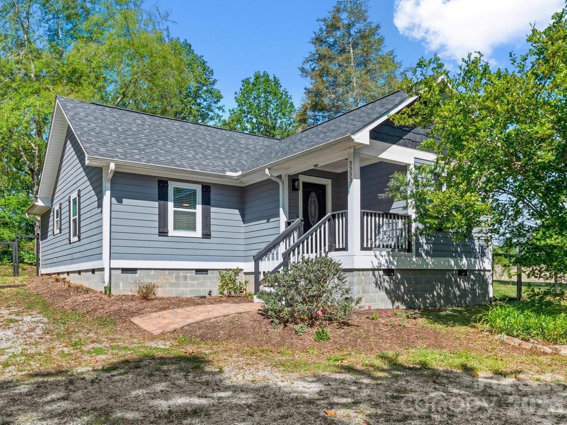 3333 Chimney Rock Rd., Hendersonville, NC 28792