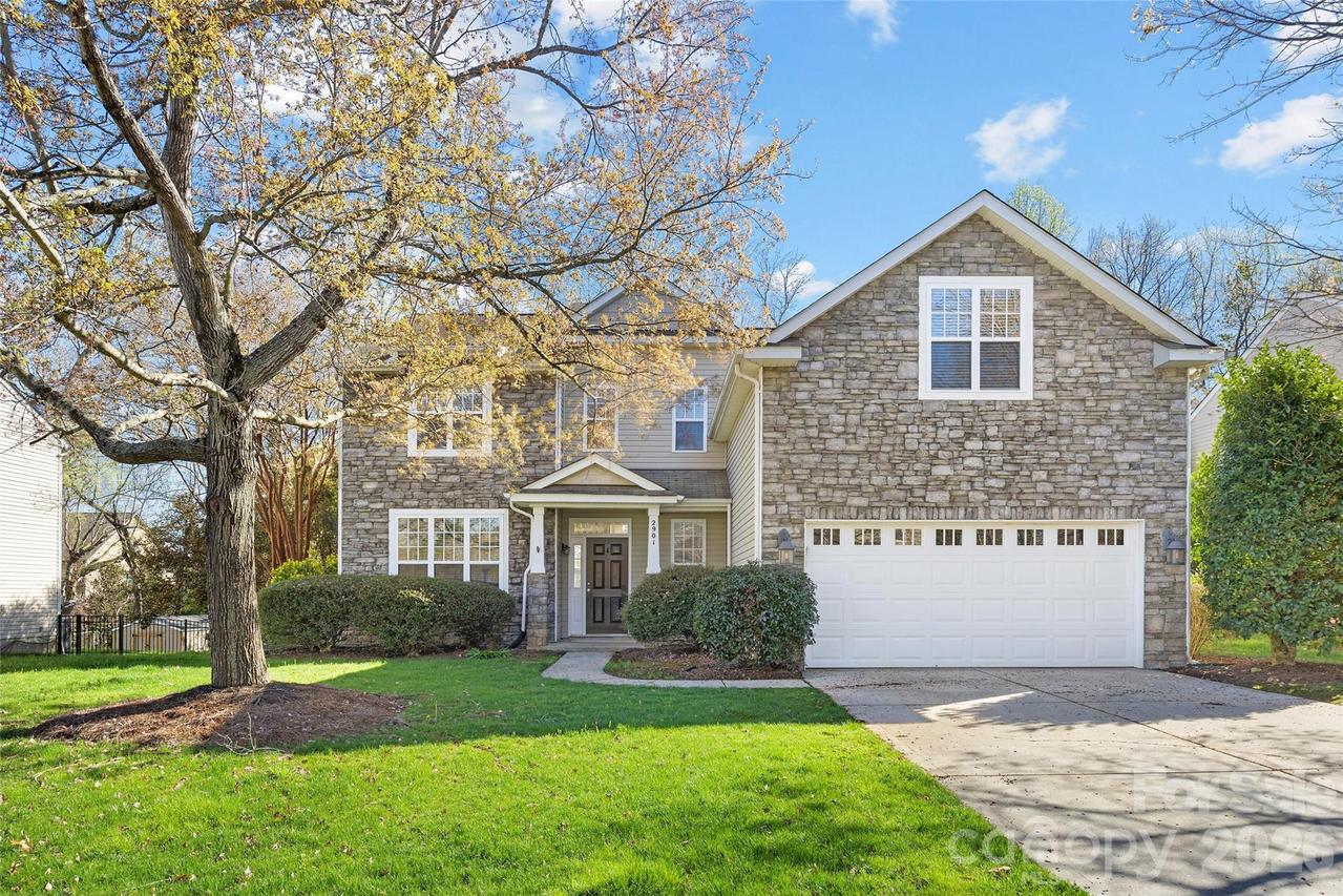 2901 Meherrin Ct., Waxhaw, NC 28173