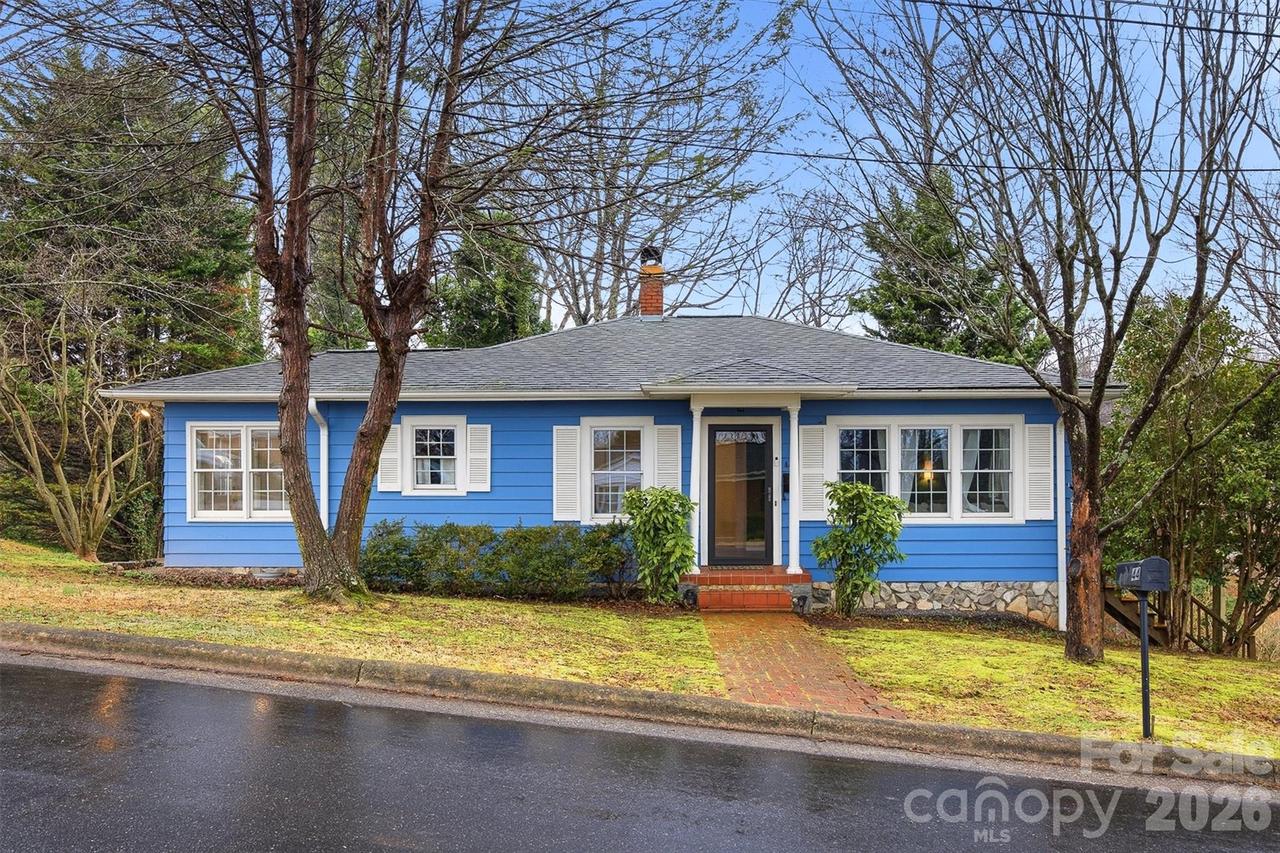 44 Forest Ave., Granite Falls, NC 28630