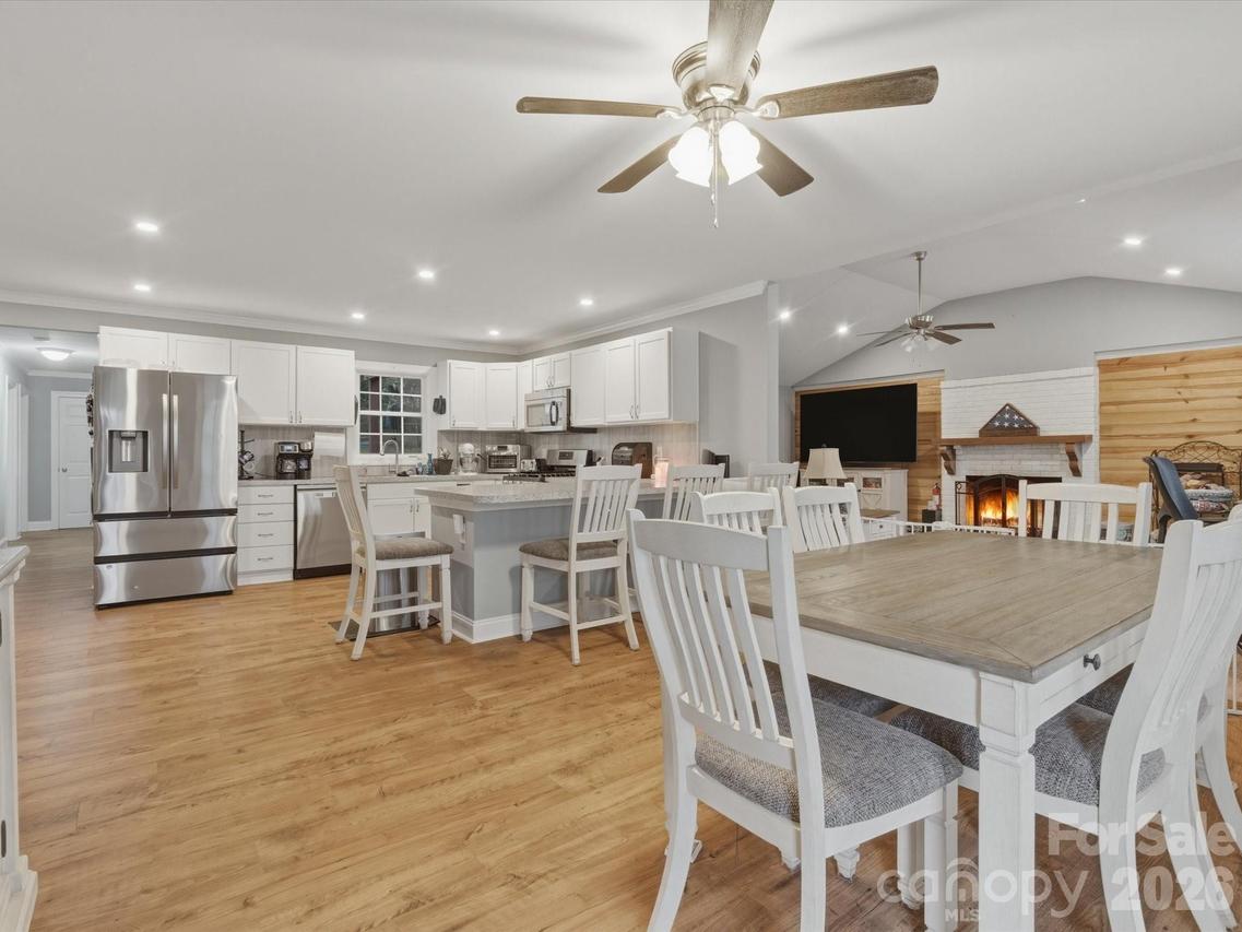 3601 Chapelwood Dr., Gastonia, NC 28052