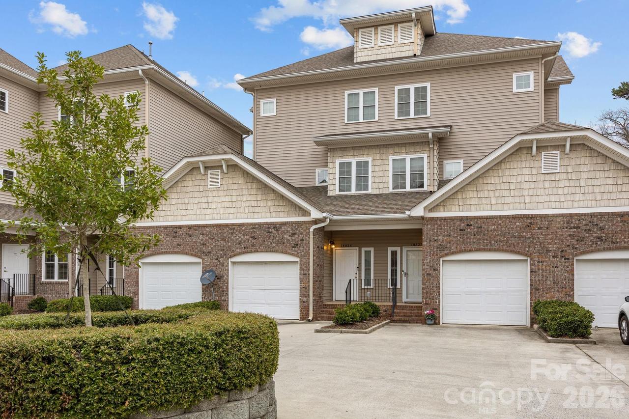 18827 Cloverstone Cir., Cornelius, NC 28031
