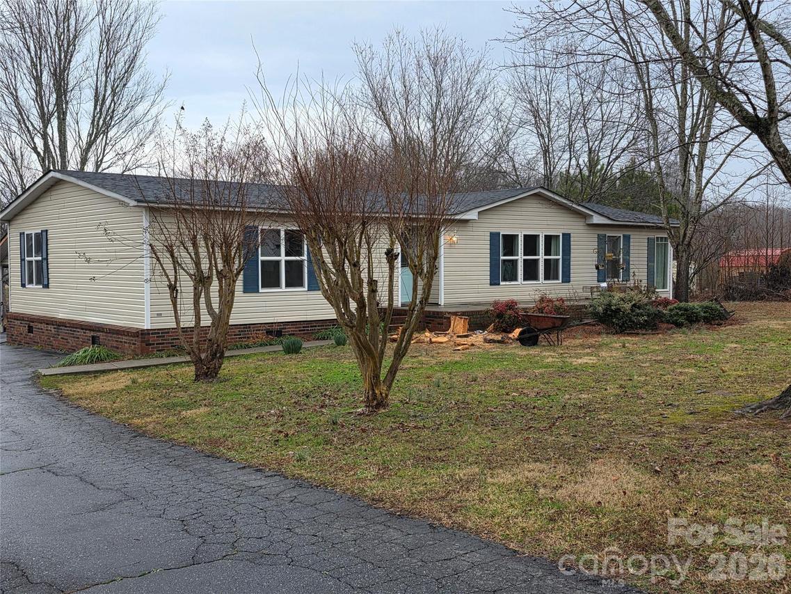 5708 Harwell Rd., Catawba, NC 28609