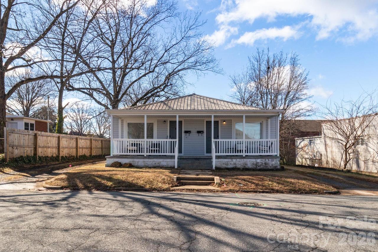 118 & 120 E Kivett St., Asheboro, NC 27203