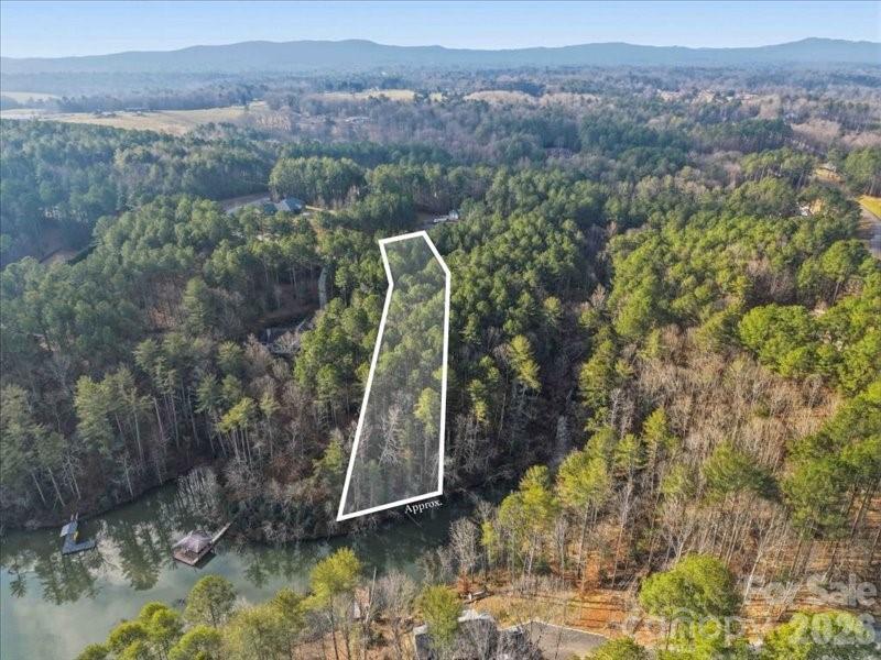 108 Rivercliff Dr., Connelly Springs, NC 28612