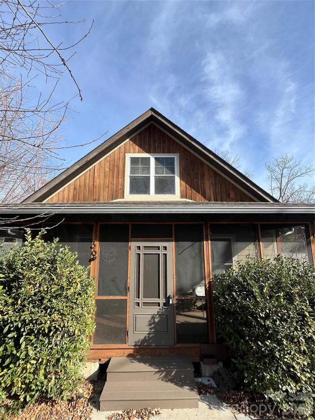 36 Yale St., Asheville, NC 28806