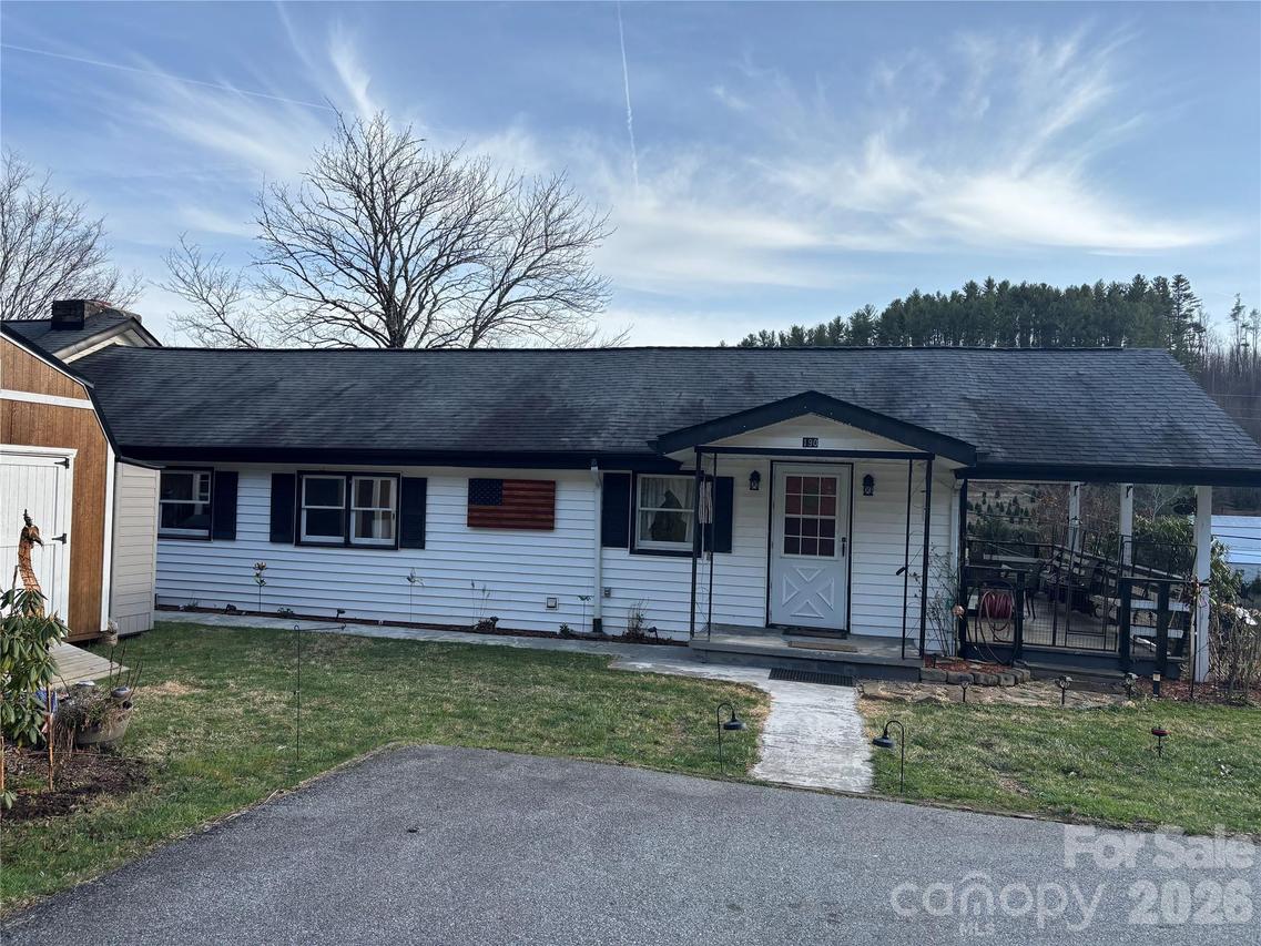 190 Benfield Rd., Crossnore, NC 28616