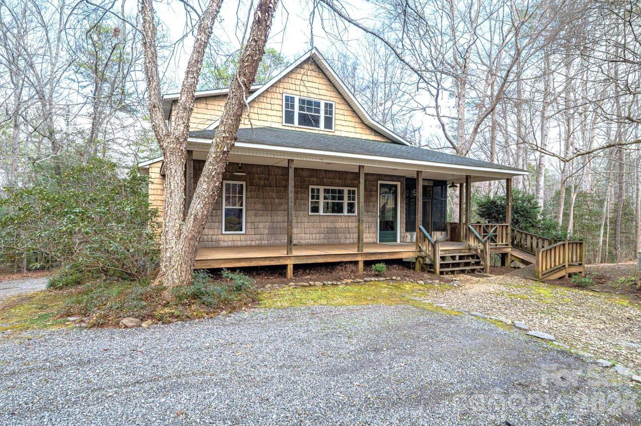 2832 Childers Nursery Cir., Connelly Springs, NC 28612