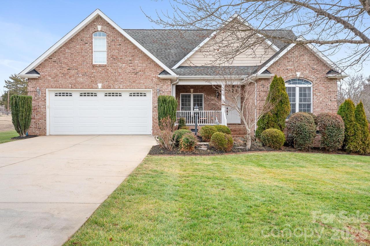 129 Postell Dr., Statesville, NC 28625