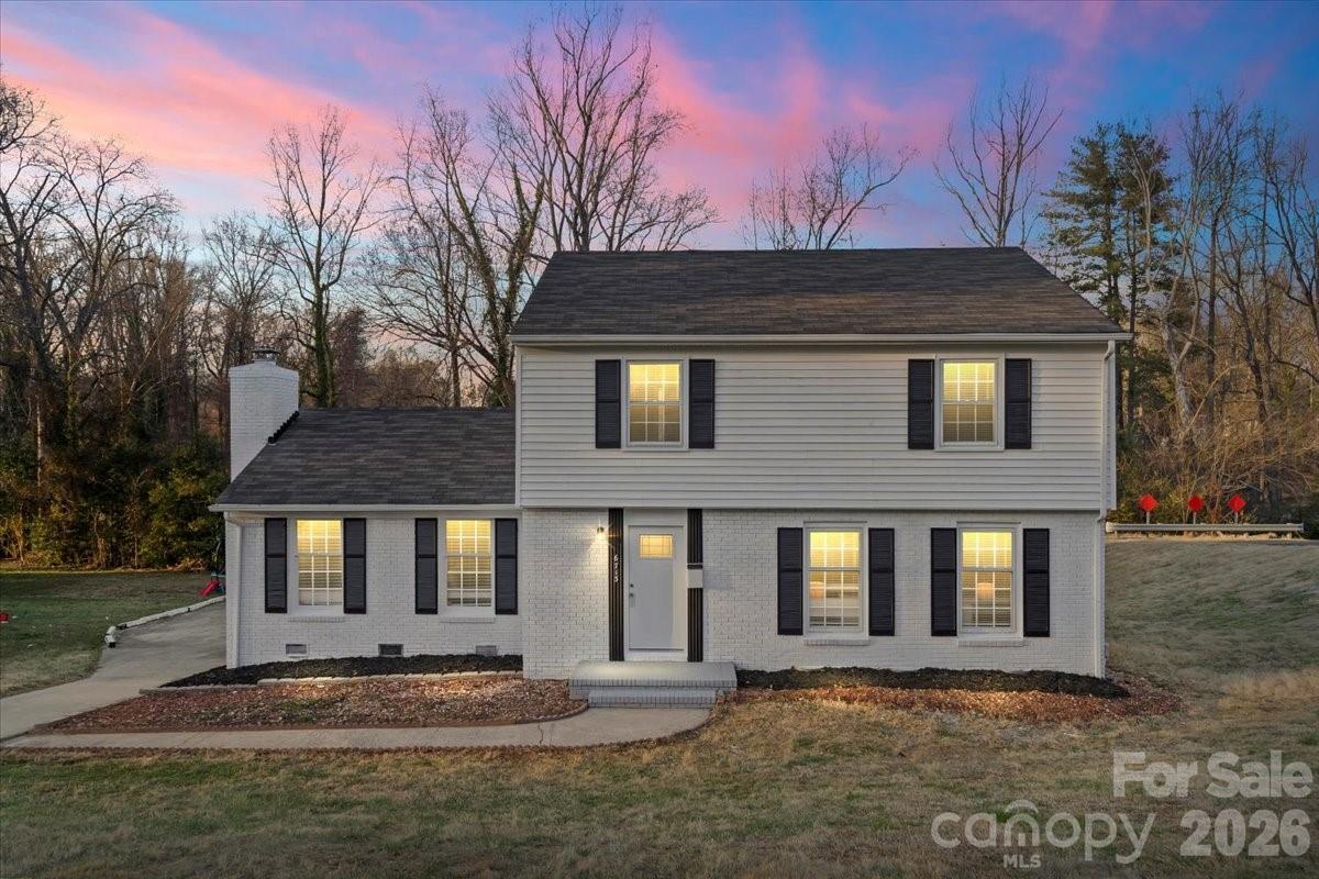 6713 Somersworth Dr., Charlotte, NC 28215