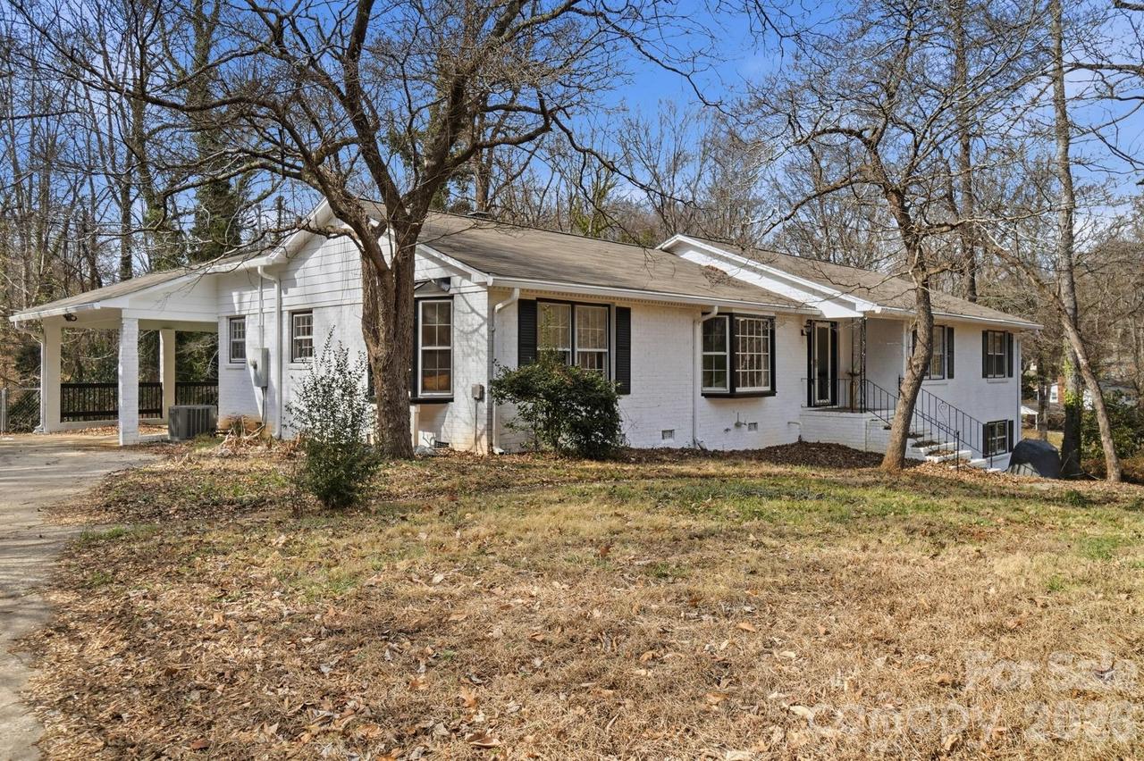 6803 Pencade Ln., Charlotte, NC 28215