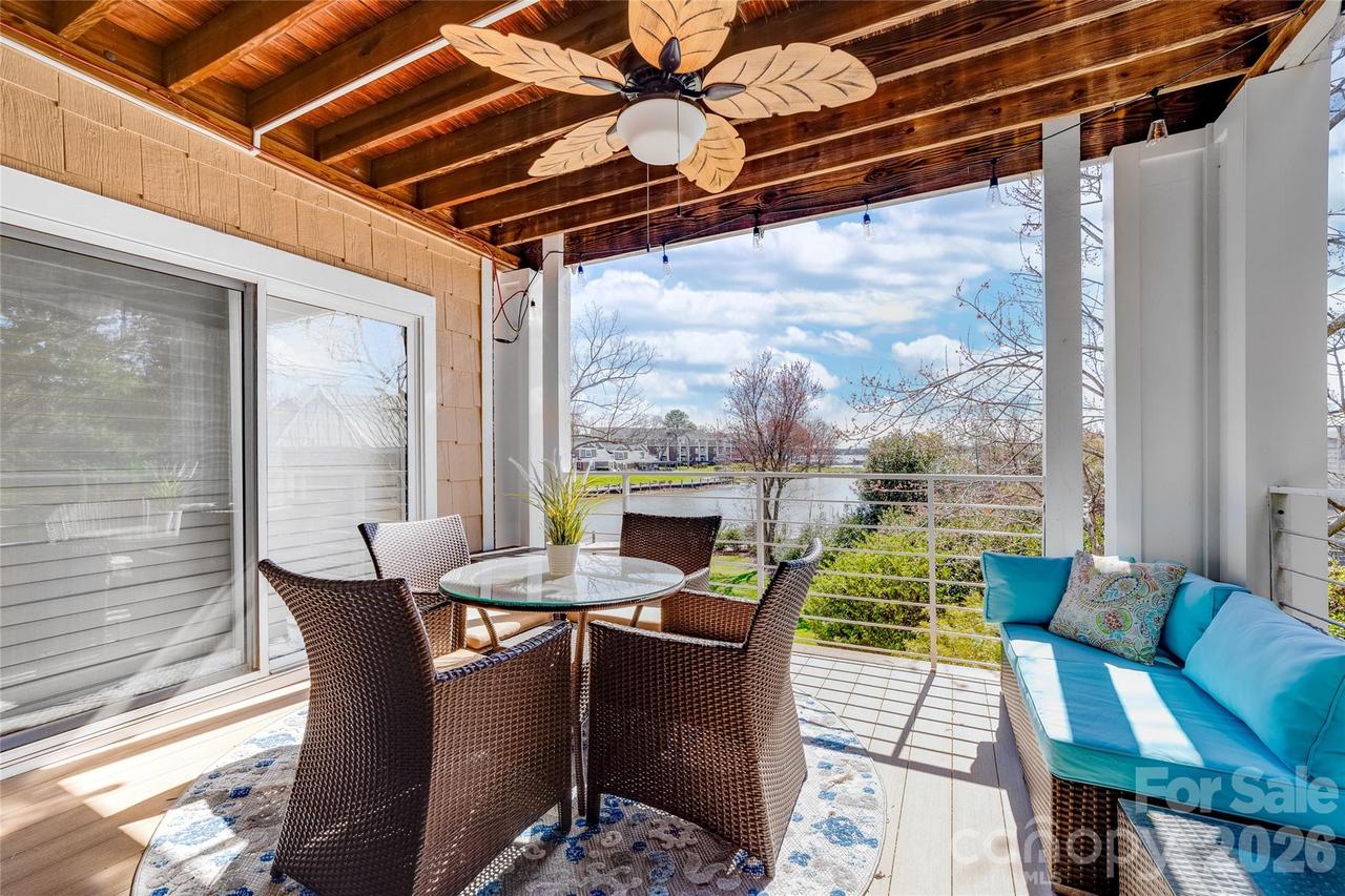 18631 Harborside Dr., Cornelius, NC 28031