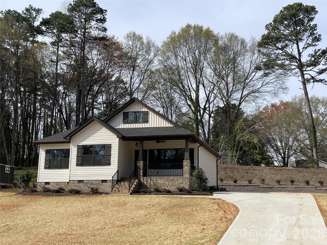 203 Willow St., Stanley, NC 28164