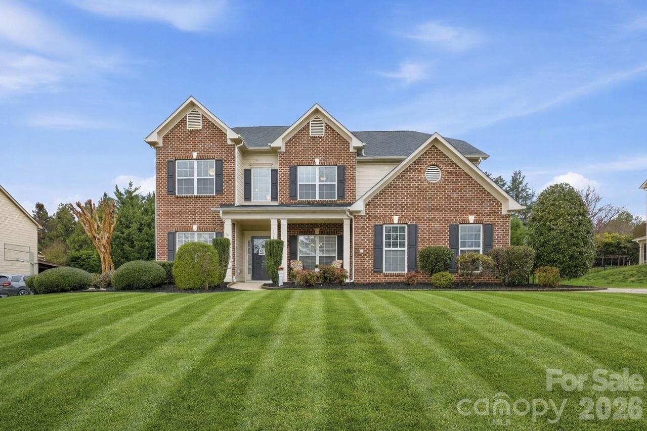 1710 Laurel Hill Dr., Waxhaw, NC 28173