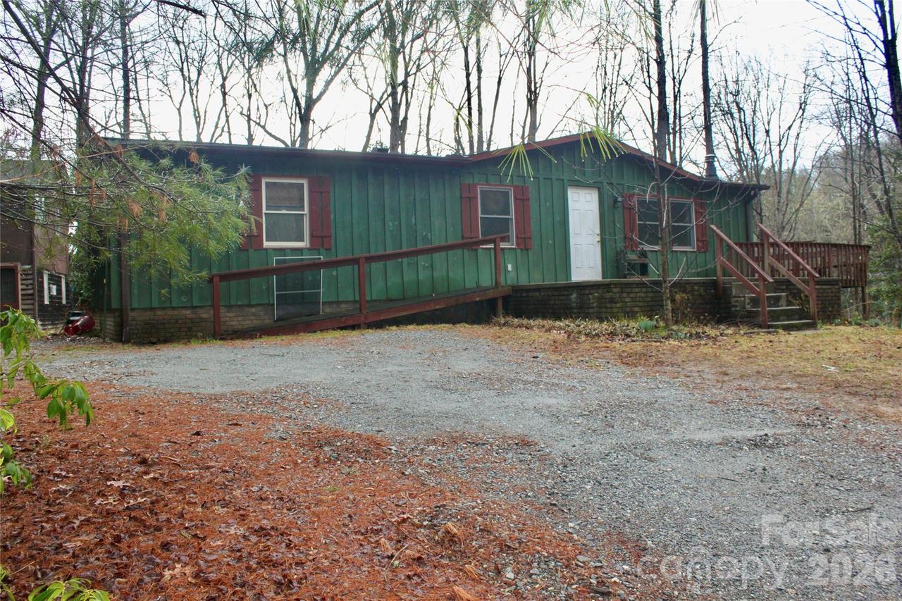 14 Irvin Rd., Pisgah Forest, NC 28768