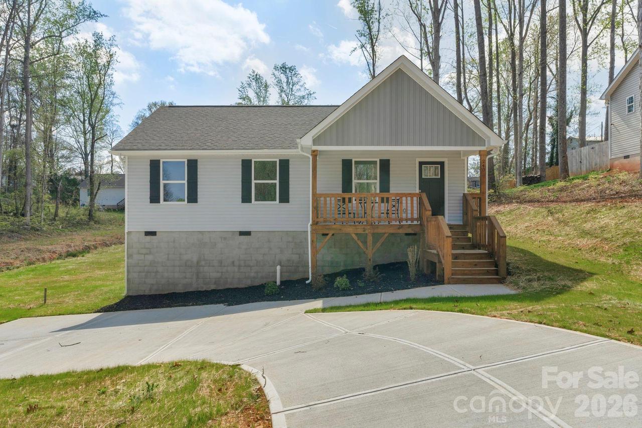 240 Parkland Dr., Forest City, NC 28043