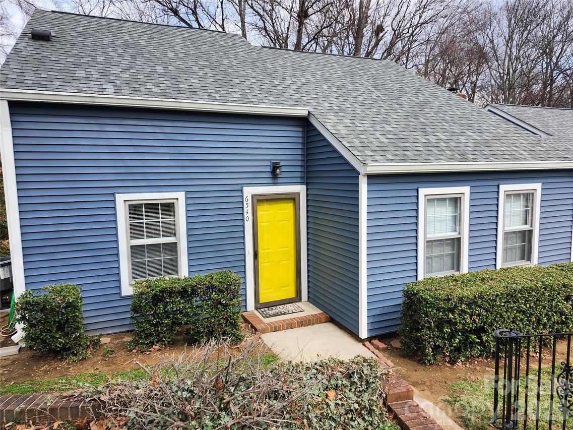 6540 Point Comfort Ln., Charlotte, NC 28226