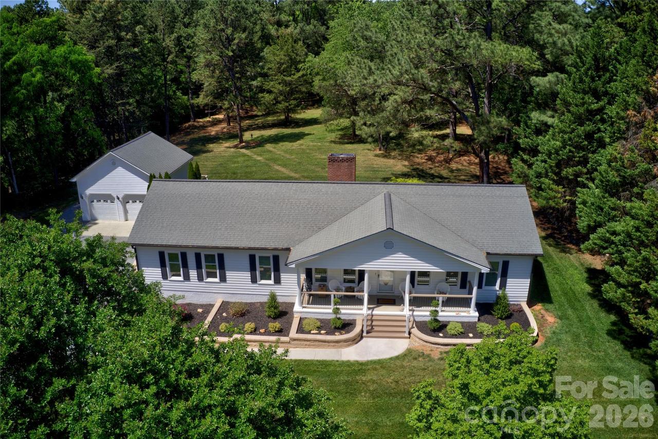 2429 Cassidy Dr., Davidson, NC 28036