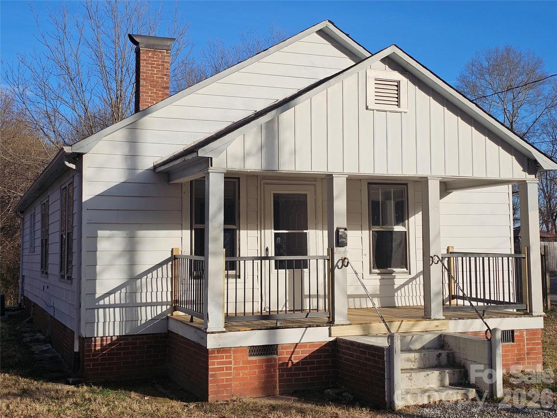 515 26th St., Hickory, NC 28602