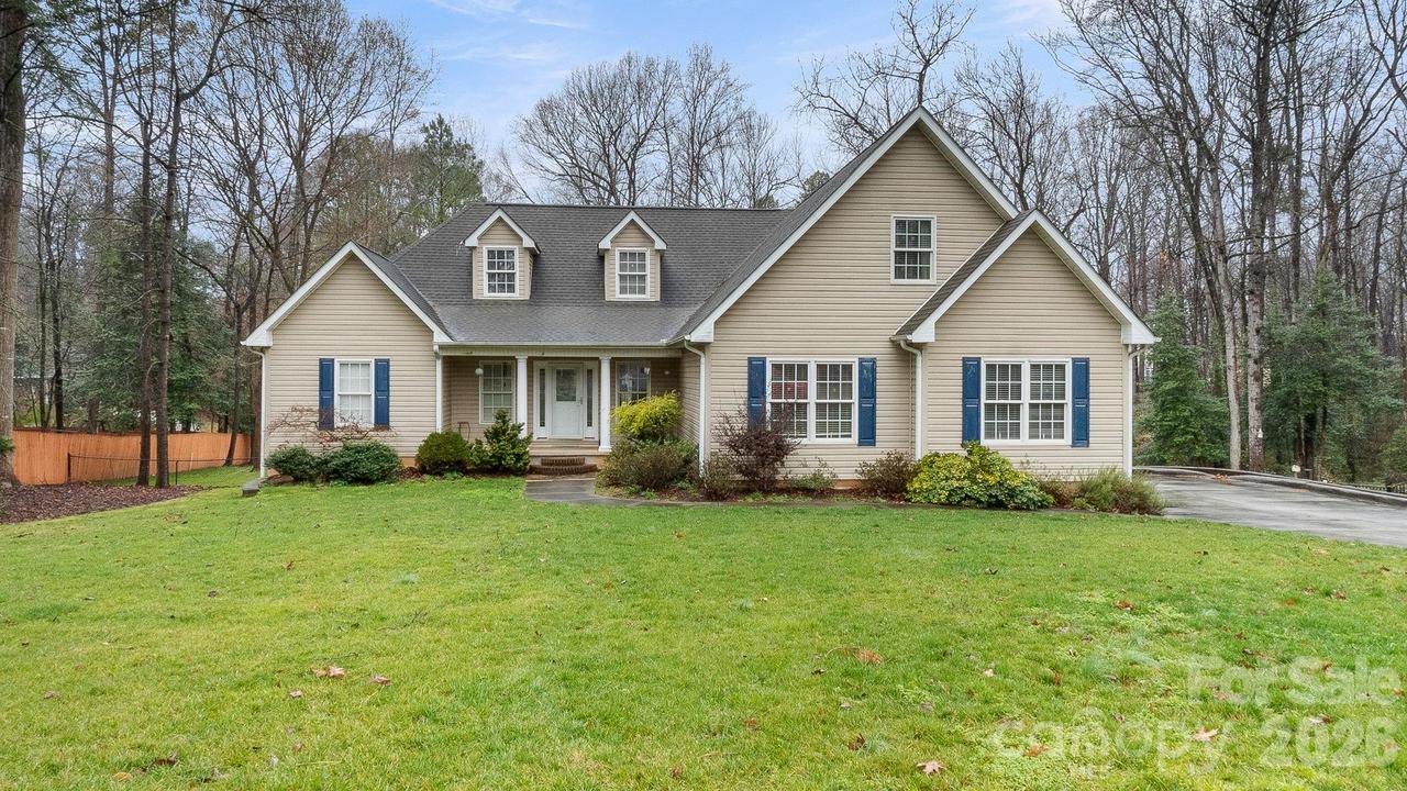 2853 Wimbledon Dr., Gastonia, NC 28056